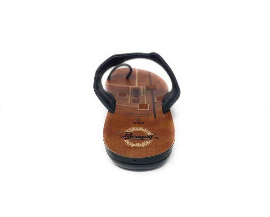 Black casual men's slide sandal with toe ring, brown sole, on white background